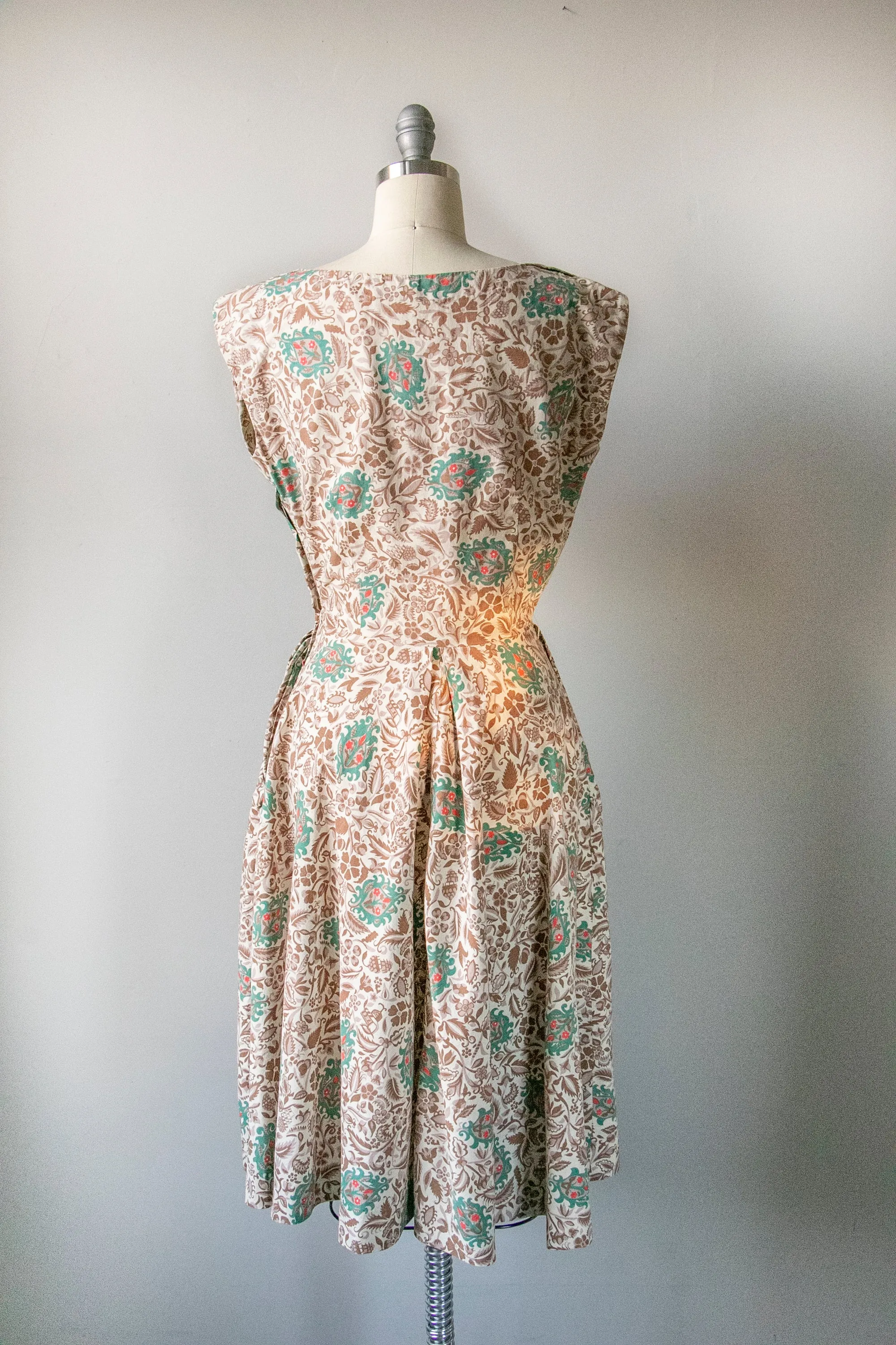 1950s Dress Cotton Floral Full Skirt XS