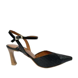 Angel Alarcon Women's Henoe in Black