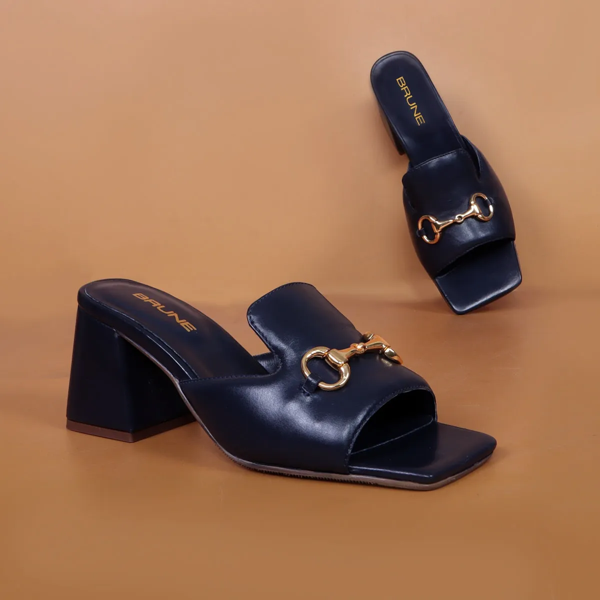 Blocked Heel Ladies Sandal In Navy Blue Leather