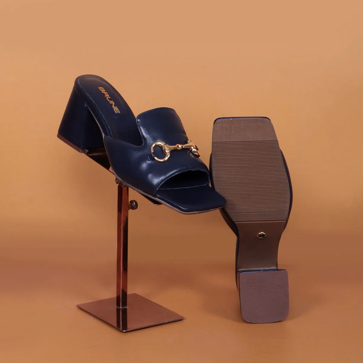 Blocked Heel Ladies Sandal In Navy Blue Leather