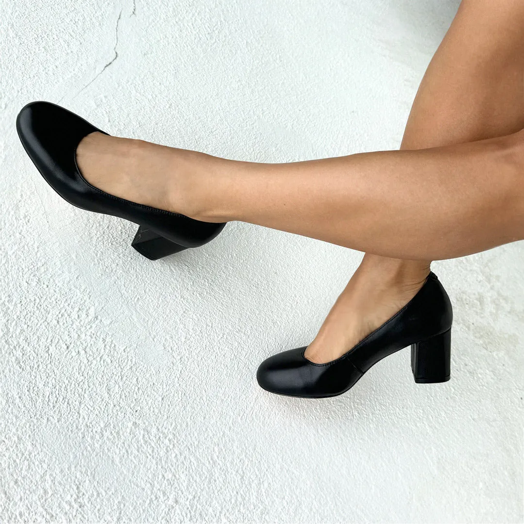 *FIONA - black leather chunky heel pump