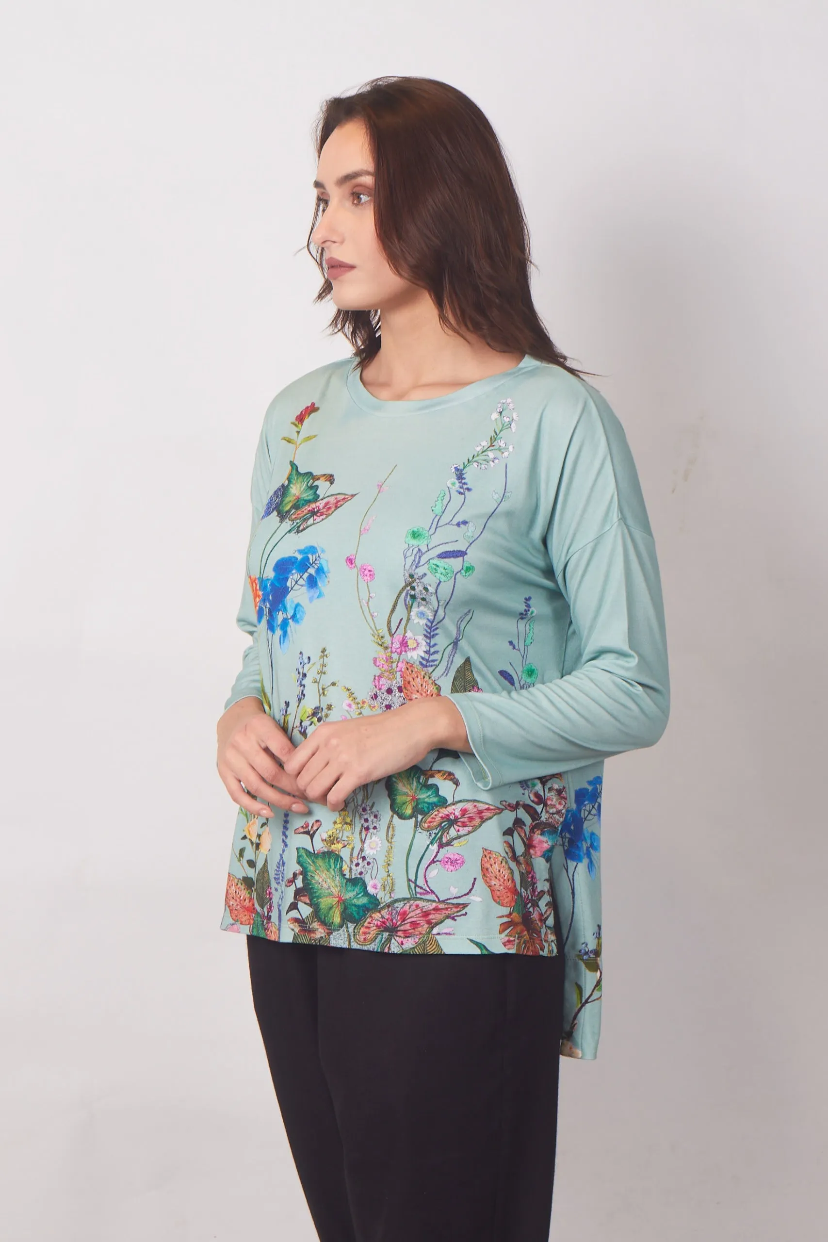 Florarium in Turquoise Top