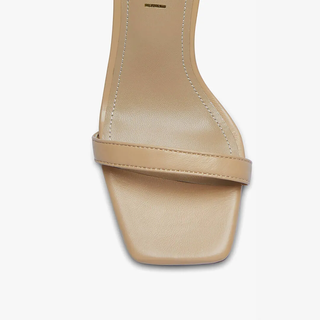 *MINNY - beige strappy sandal