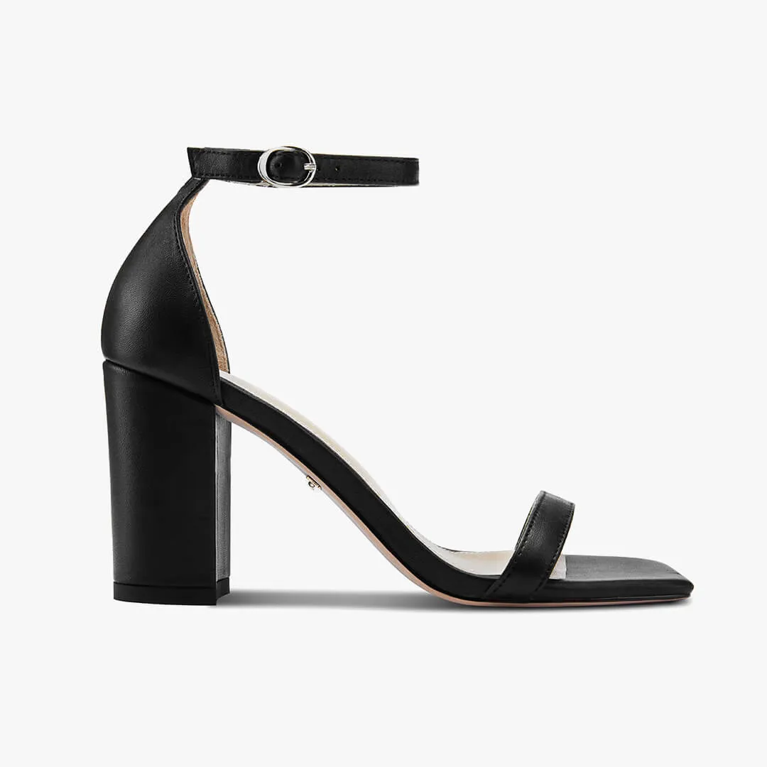 MINNY - Elegant Black Strappy Sandal