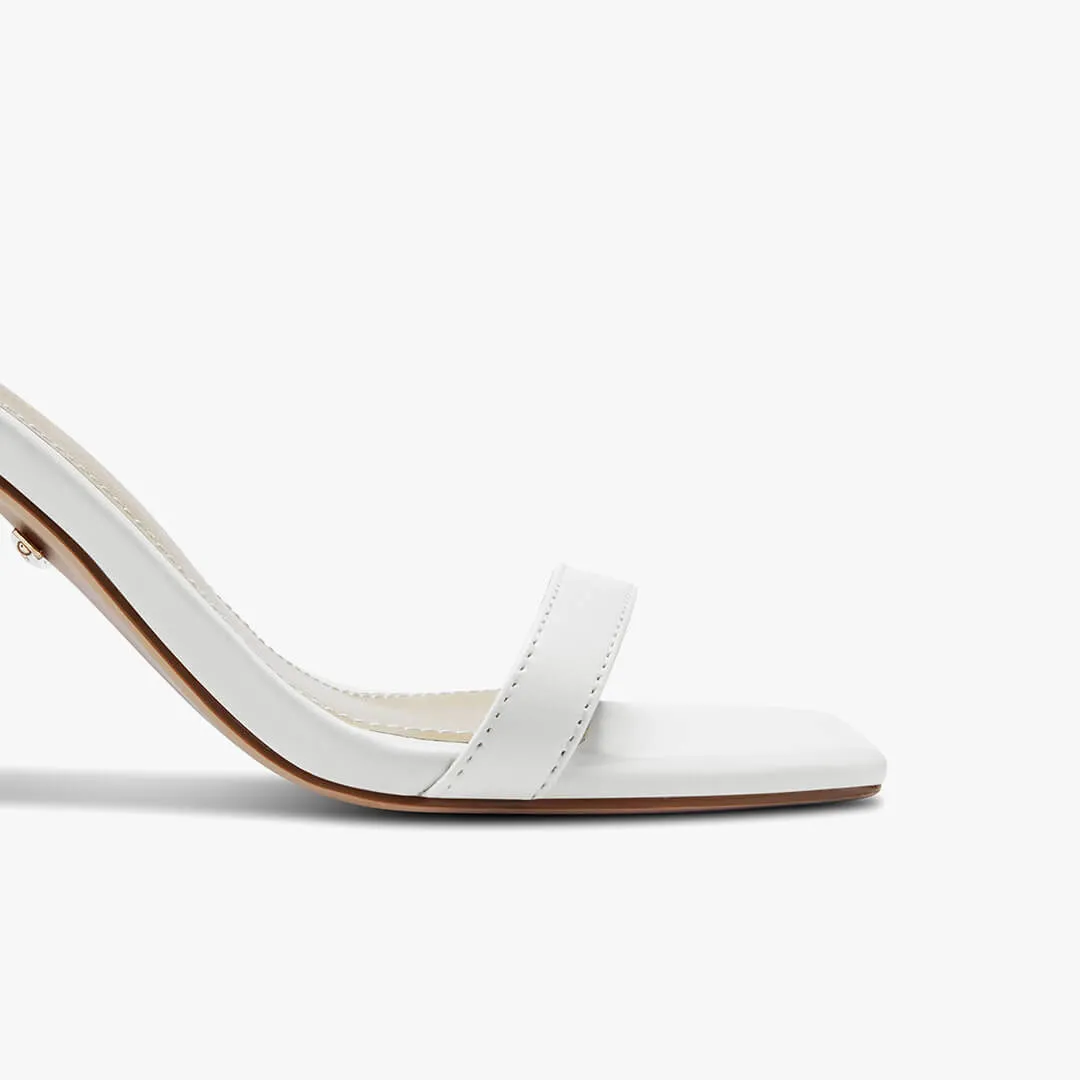 *MINNY - white strappy sandal