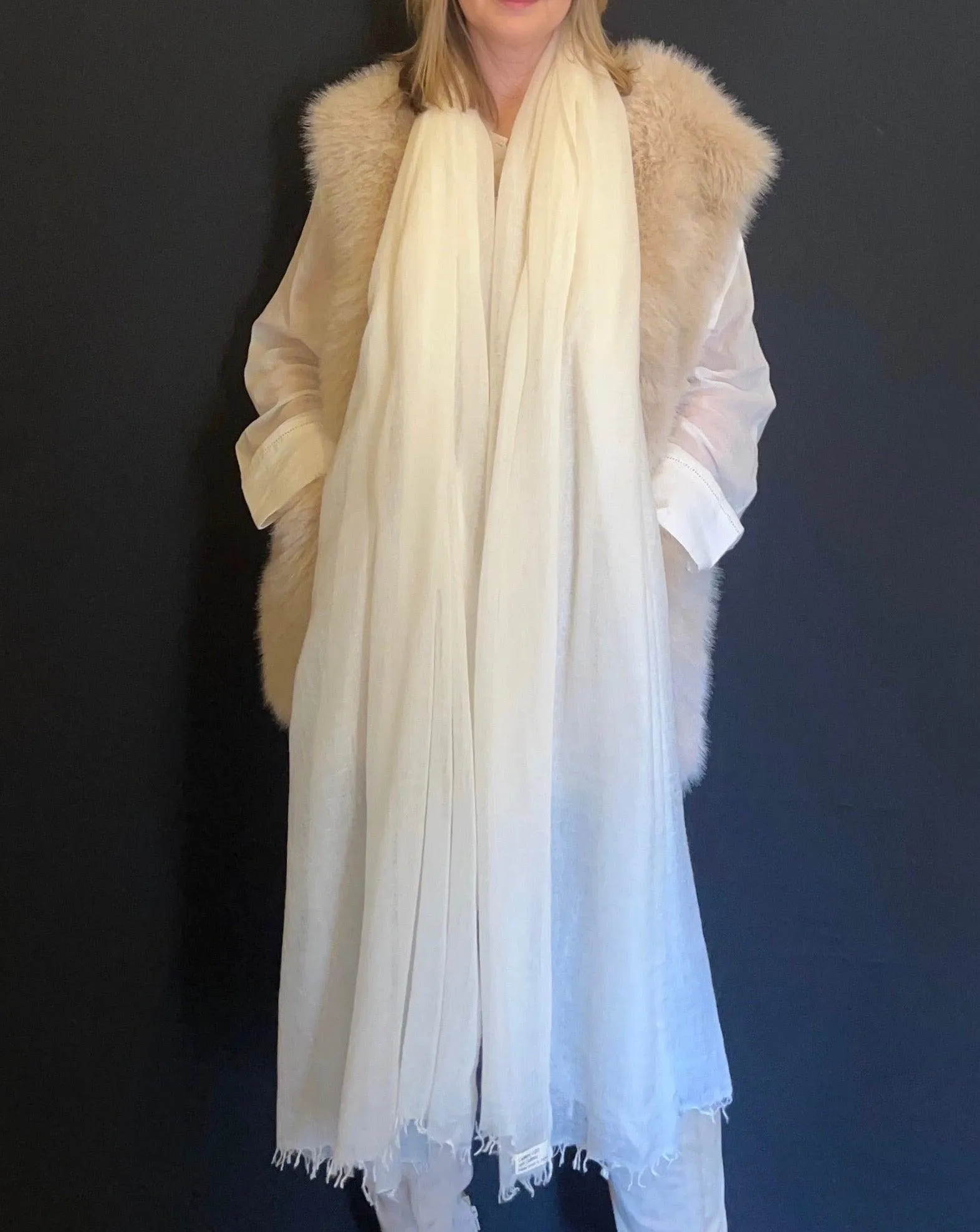 PURE CASHMERE WHITE WRAP