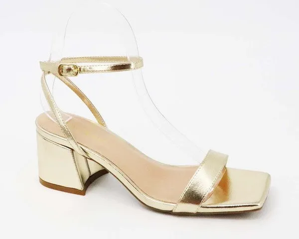 Single Toe Band Low Block Heel Sandal