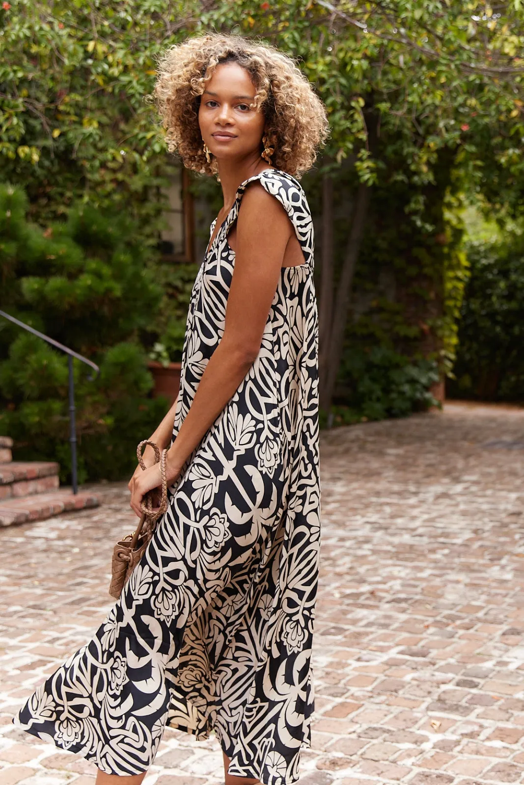 Wiley V Neck Maxi Dress